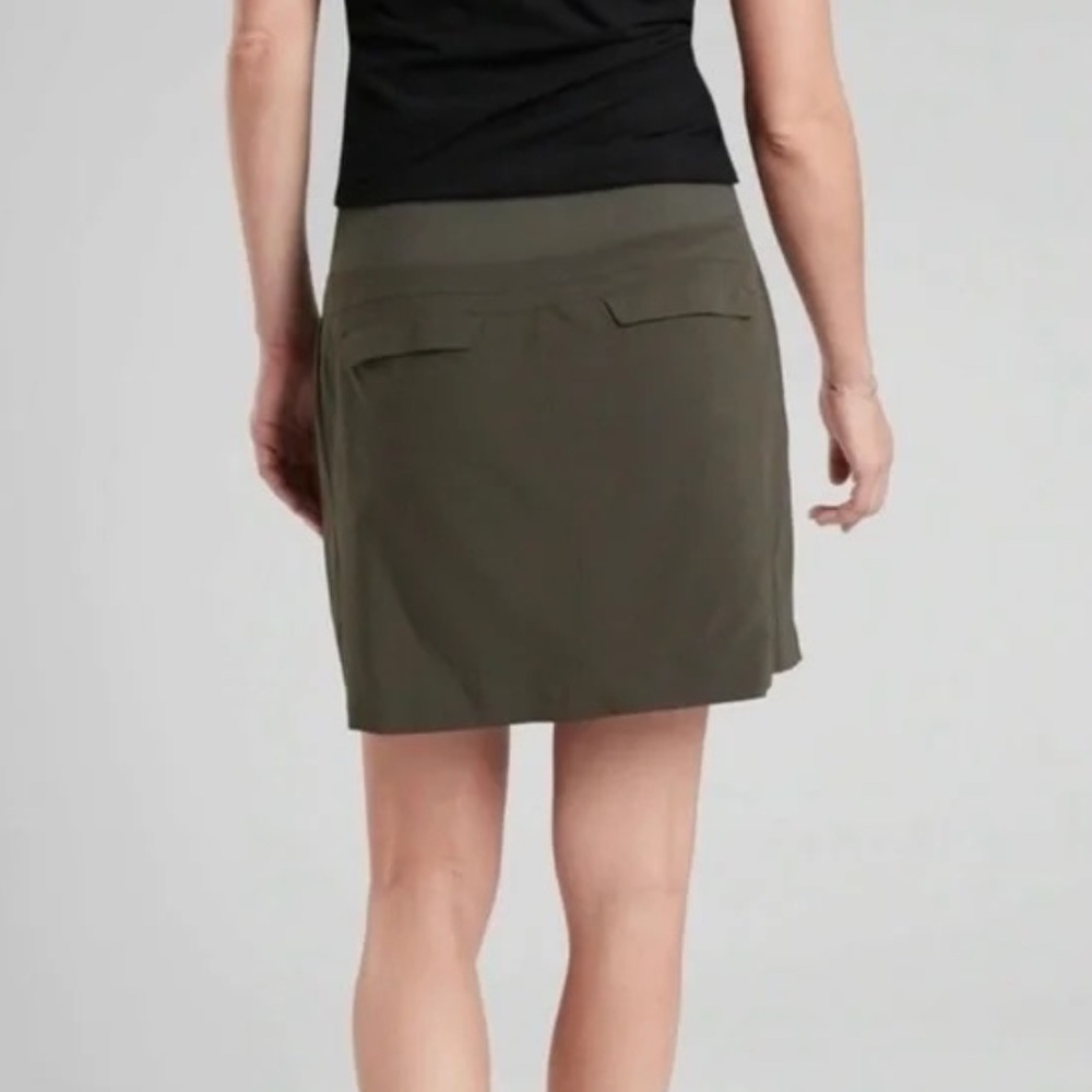 Athleta Women's Soho Skort  EUC - Picture 2 of 8